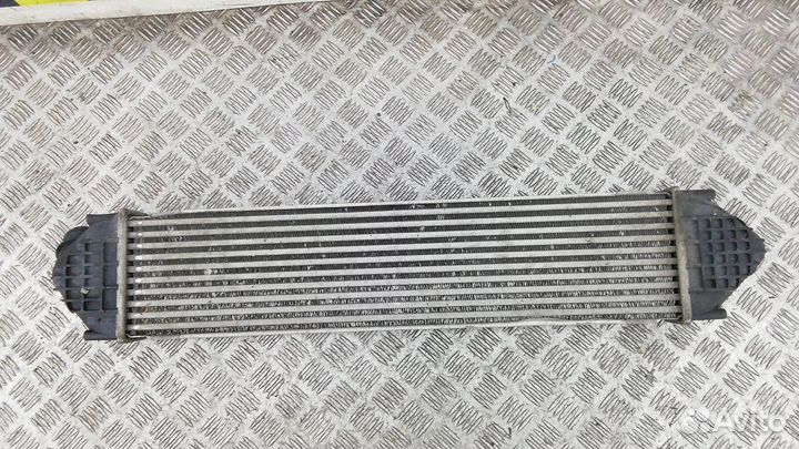 Радиатор интеркулера на Ford Focus 2