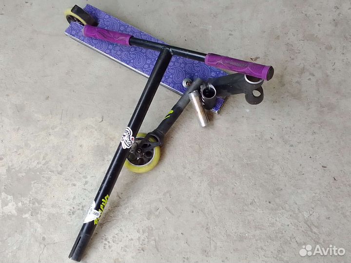 Трюкавой самокат nova track