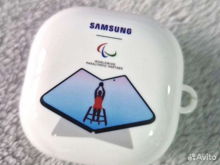 Кейс для наушников samsung buds