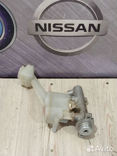 Главный тормозной цилиндр гтц Nissan primera P12