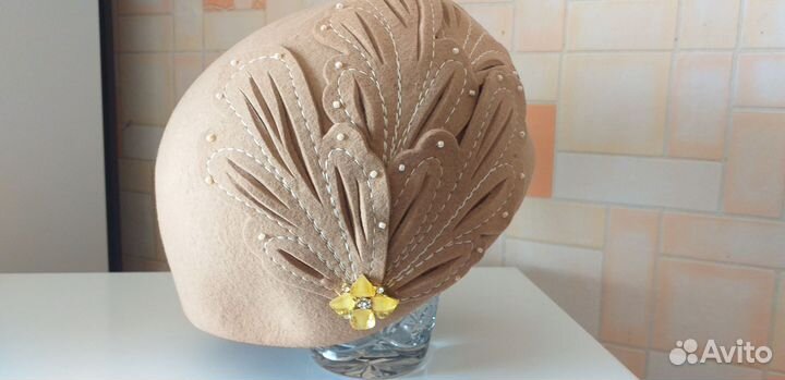 Шляпка женская 56