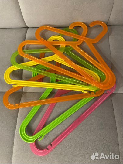 Вешалки плечики IKEA детские