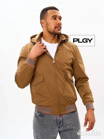 Брендовая ветровка Kiton в бежевом цвете