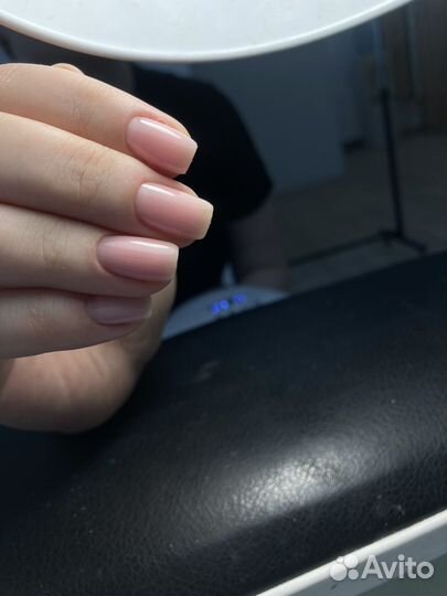 Маникюр и педикюр