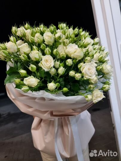 Кустовые розы.розы с доставкой. Букет