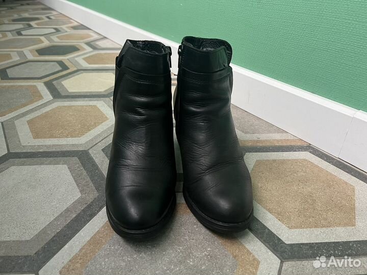 Полуботинки ботильоны 38