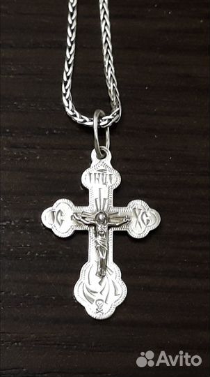 Серебряный крестик