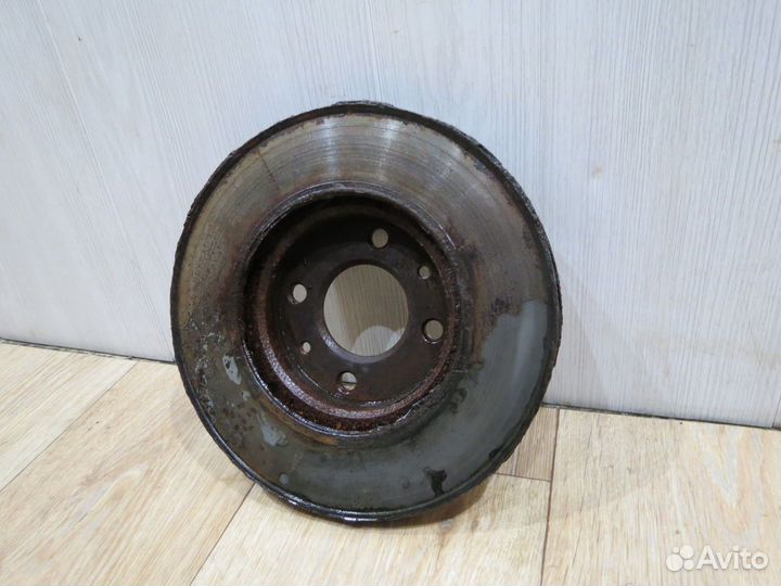 Диск тормозной передний левый Kia Rio 3