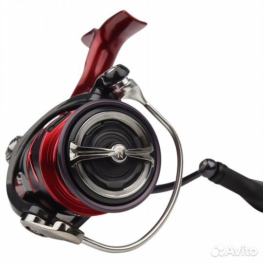 Катушка рыболовная Daiwa 21 fuego CS LT 3000-C