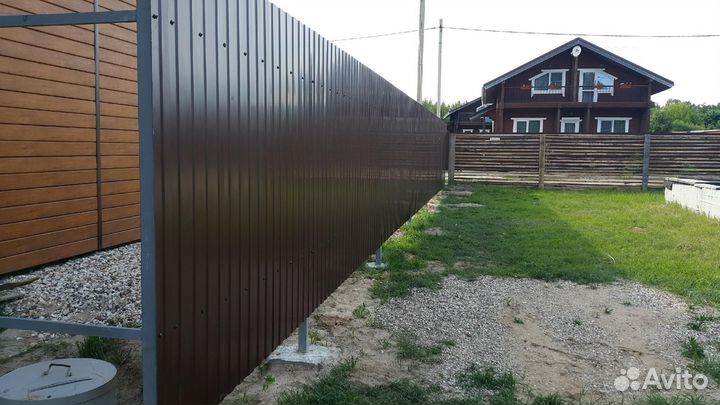 Заборы из профнастила