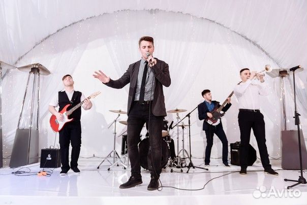 Певец, музыкант, ди-джей