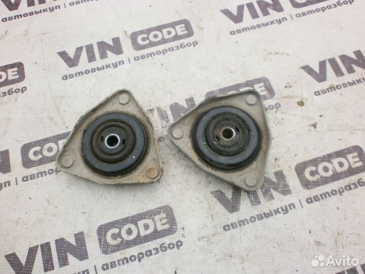 Опоры передних стоек Лада Приора