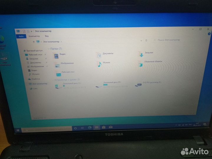 Ноутбук Toshiba i3