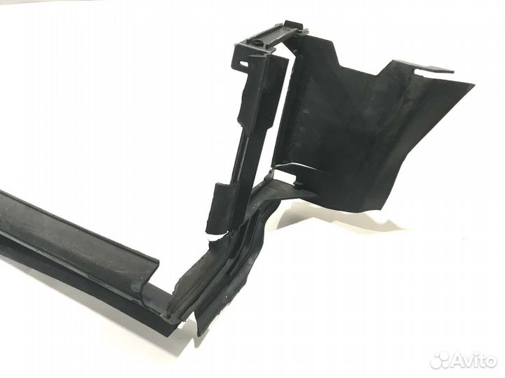 Кожух интеркулера Mercedes E W211