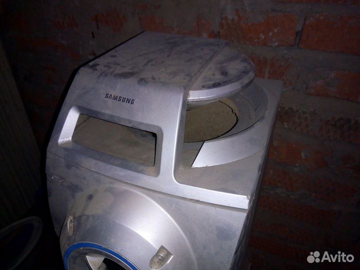 Два корпуса Samsung