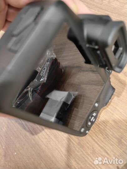 Фотоаппарат canon eos R100 body + аксессуары