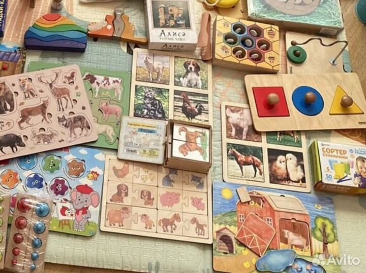 Развивающие игрушки пакетом