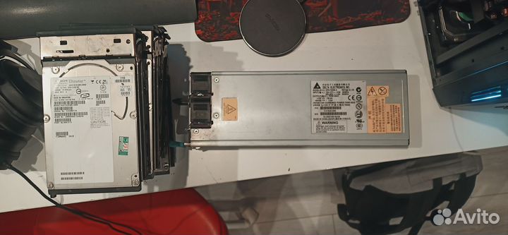 Серверный блок питания и жёсткие диски