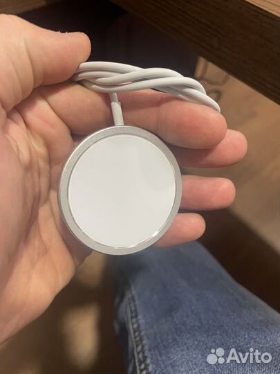 Беспроводная зарядка для iPhone