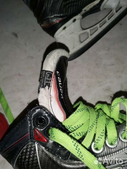 Хоккейные коньки bauer vapor x900