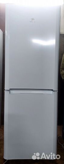 Холодильник indesit 1.75м