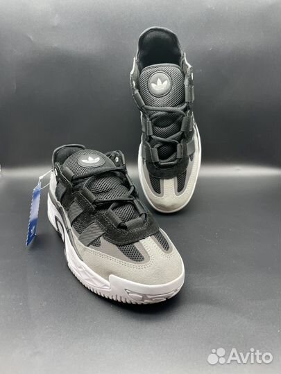 Кроссовки adidas niteball