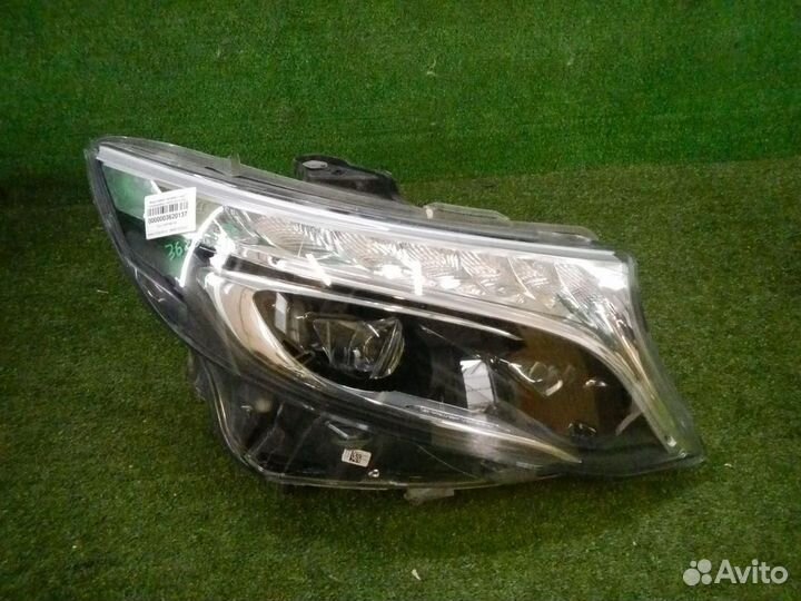 Фара правая Mercedes-Benz V-Class/Vito/Viano