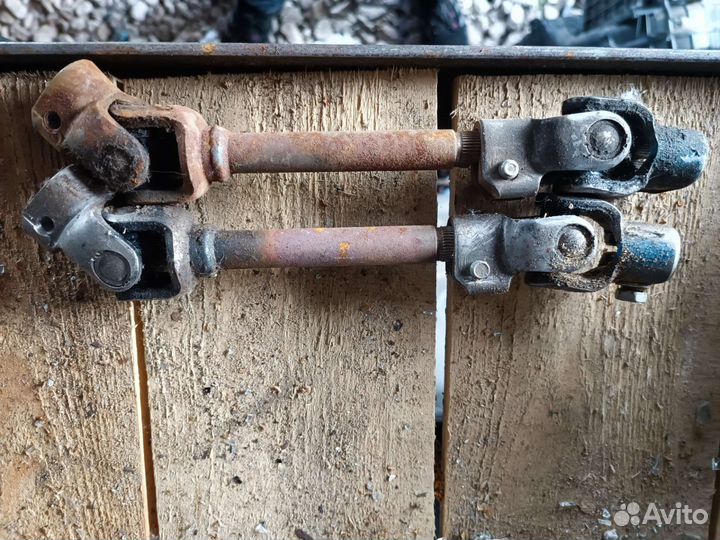 Карданчик рулевой Киа Спектра