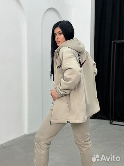 Спортивный костюм женский