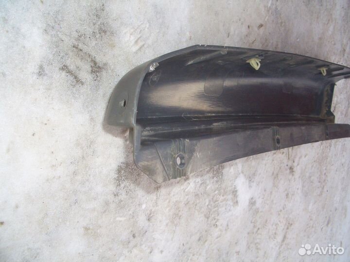 Накладка подножки Митсубиси L200 с 15