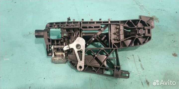 Ручка двери Mercedes W221