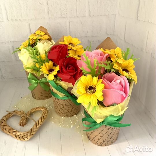 Букет к 1 сентября, букет из пенных роз