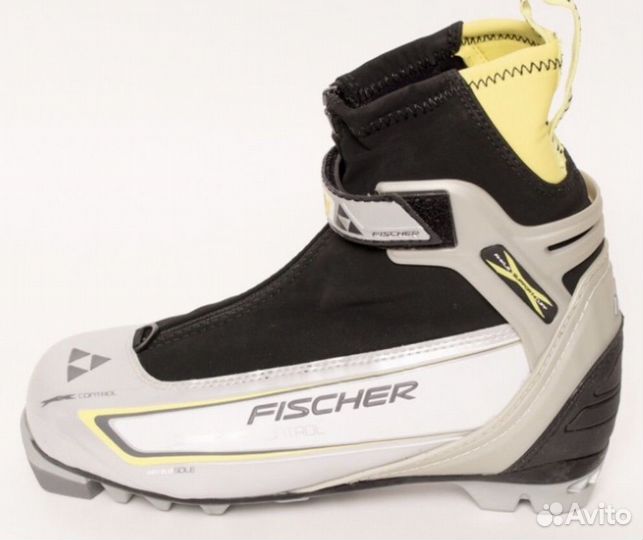 Лыжные ботинки Fisher control