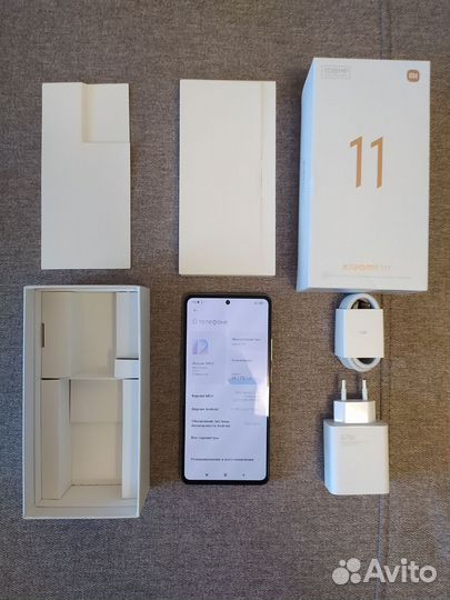 Смартфон Xiaomi 11T