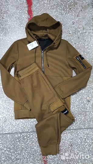 Спортивный костюм мужской