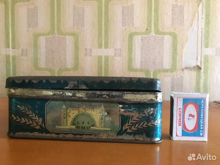 Жестяные коробки, банки СССР