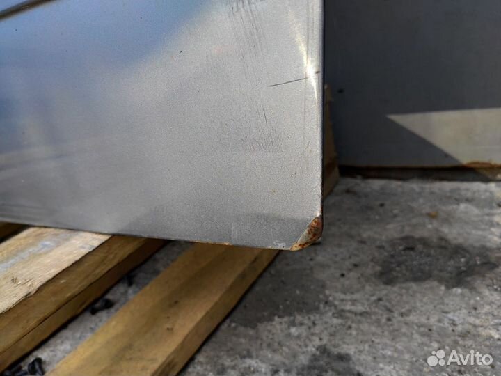 Дверь передняя правая на Opel Astra H Z155