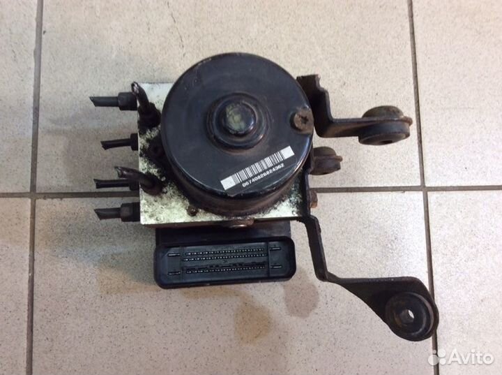 Блок ABS (насос) Mazda 3 BK LF5002300A 2006