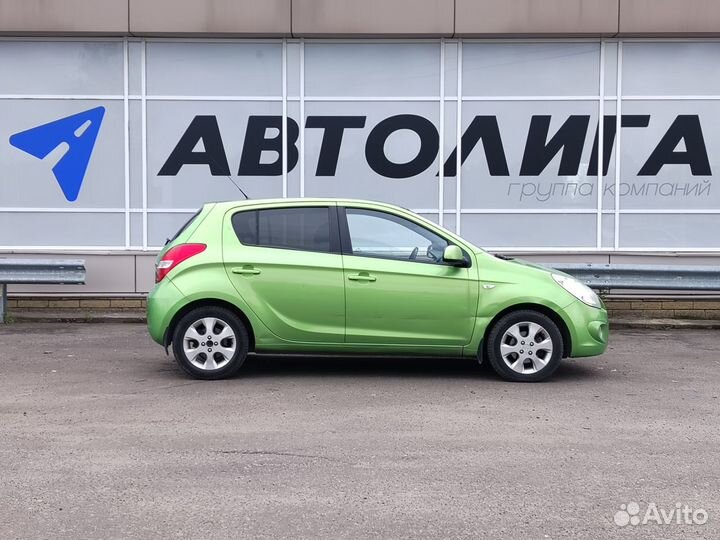 Hyundai i20 1.4 AT, 2010, 176 865 км