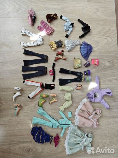 Одежда и обувь для кукол Bratz