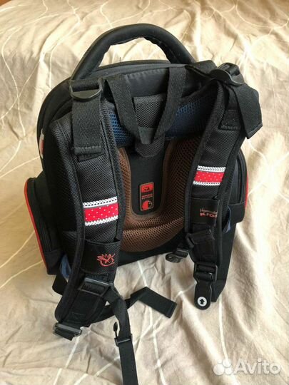 Рюкзак школьный Hummingbird