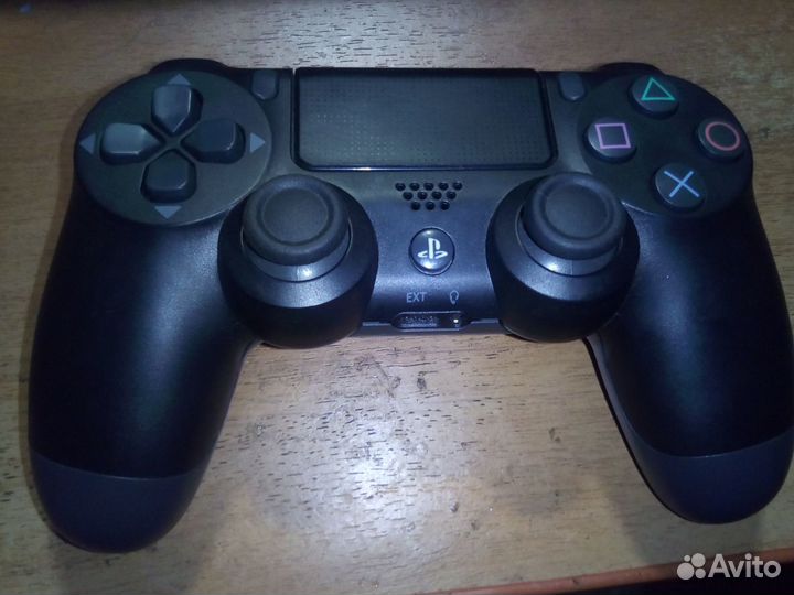 Геймпад dualshock 4