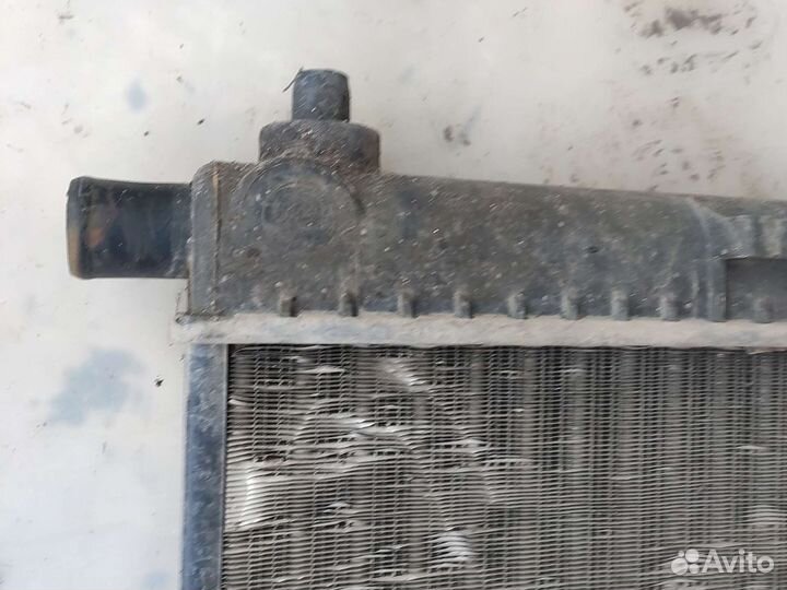 Радиатор охлаждения Мерседес w124