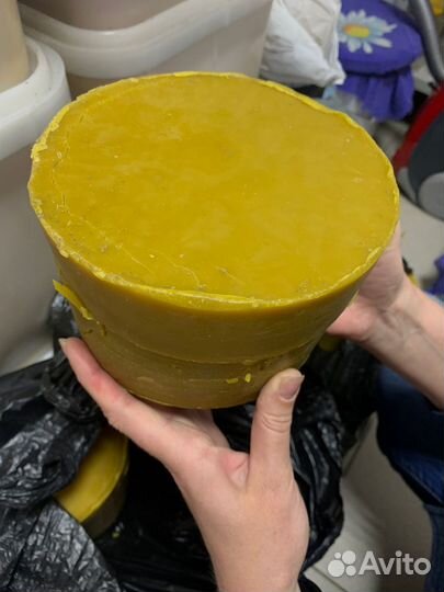 Воск пчелиный