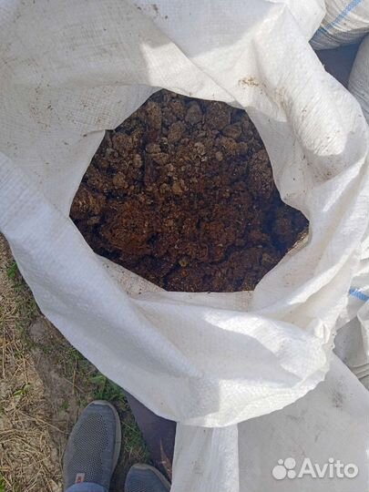 Куриный помет в мешках