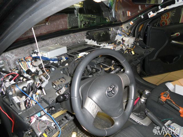 комплектация автосигнализации starline a93. установка сигнализации спб. дополнительное оборудование авто. установщик автосигнализаций. охранная сигнализация реклама.