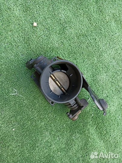 Дроссельная заслонка Ford Focus 1 универсал 2.0