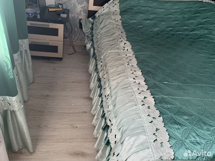 Шторы и покрывало бу торг уместен