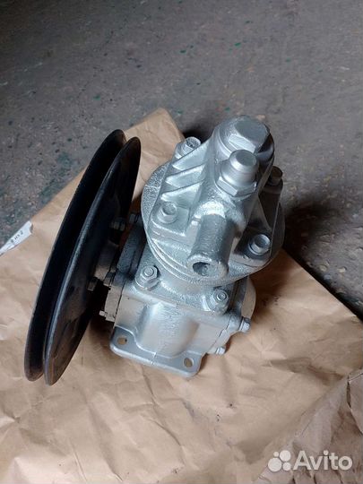 Компрессор газ 66