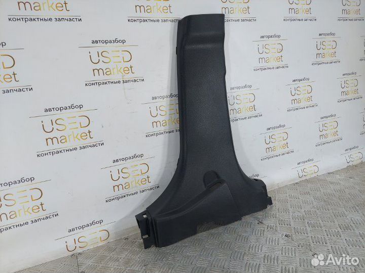 Обшивка стойки правая Kia Sportage 3 2 2013